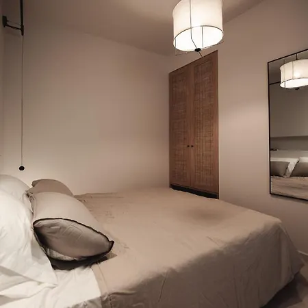 Om Living * 阿菲托斯