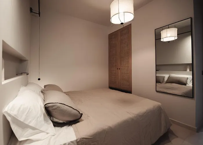 Om Living * 阿菲托斯