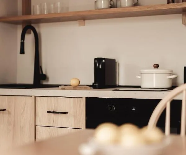 Om Living * 阿菲托斯