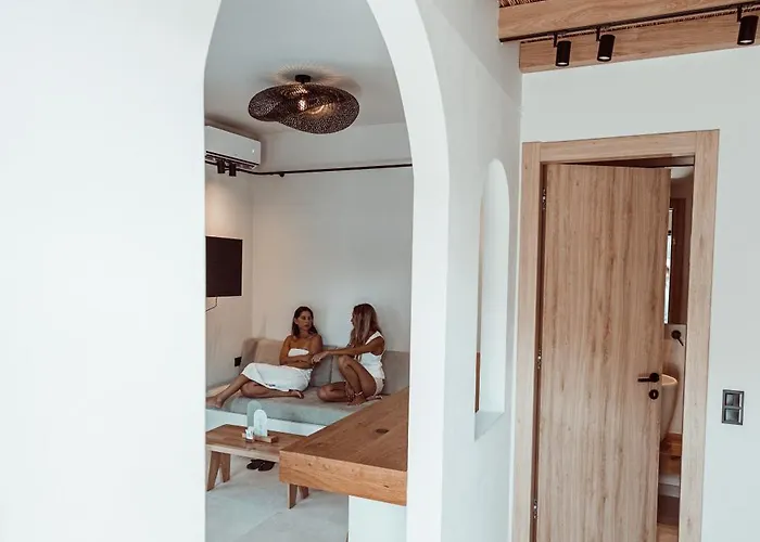 Om Living 公寓 阿菲托斯