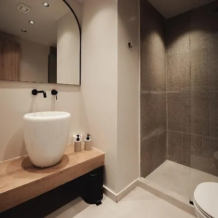 Om Living Apartment