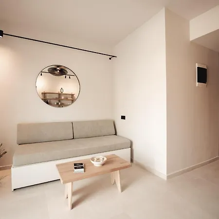 Om Living Апартаменты *